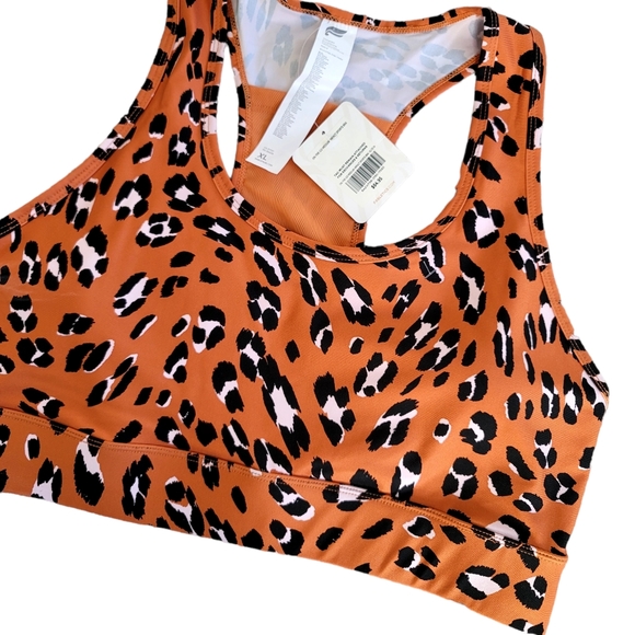 Fabletics Medium Impact Sports Bra - Picture 7 of 8